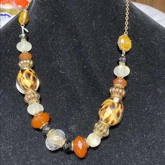 NY Gold tone & Premier silver tone beaded necklaces - Picture 4 of 15